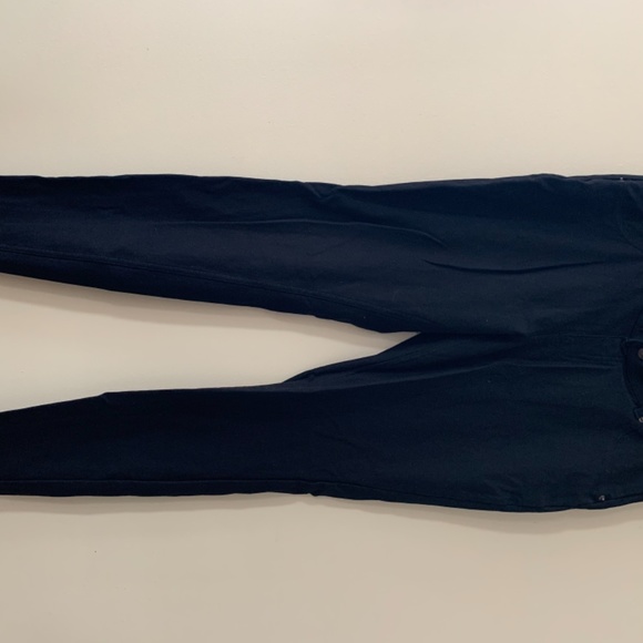 COPY - HUE Ultra Soft High Waist Denim Legging - Picture 4 of 4